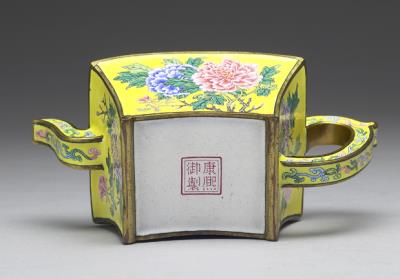 图片[2]-Copper square teapot with peony decoration in painted enamels, Qing dynasty, Kangxi reign (1662-1722)-China Archive